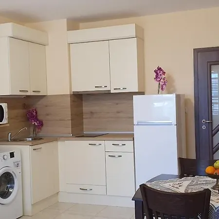 Апартаменти Veleka *