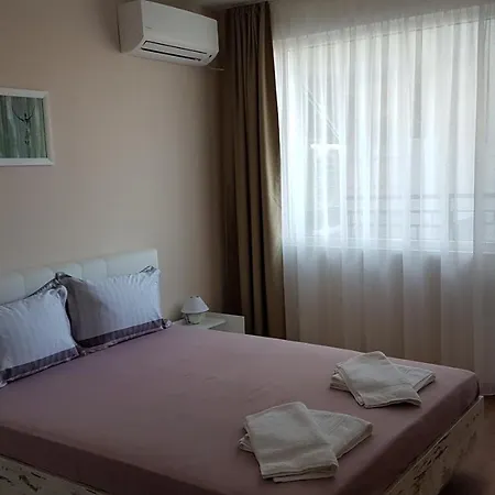 Апартаменти Veleka *