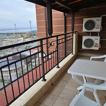 Apartment Veleka *