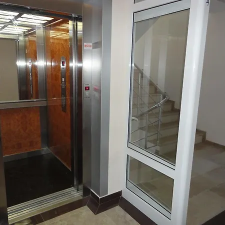 Apartment Veleka *