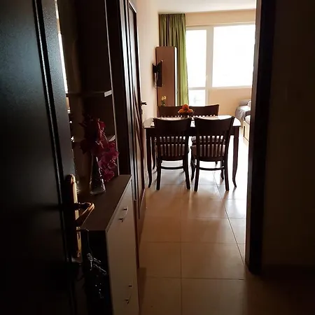 Veleka Apartment *